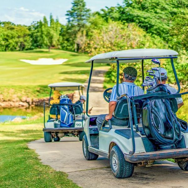 Ama_Waterways_golf_included_thumbnail_850x606.jpg